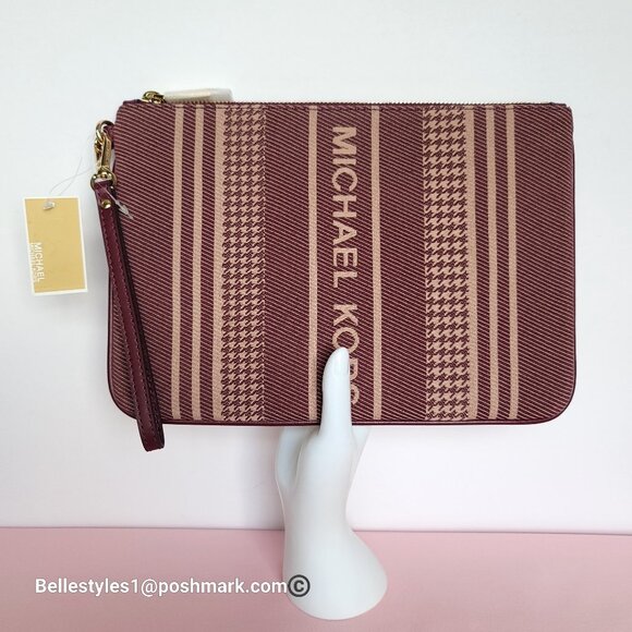 MICHAEL KORS Jet Set Signature Jacquard Large Zip Pouch Wristlet- Dark Berry⭐ - Picture 6 of 16